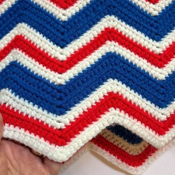 Handmade Crochet Afghan Blanket Red White Blue - Picture 4 of 4